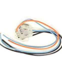 453-42AR  C3 Stekker rechts op Power lock schakelaar 453-42    78-82