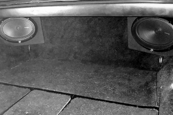68-77 Coupe Rear Speaker System - Afbeelding 4