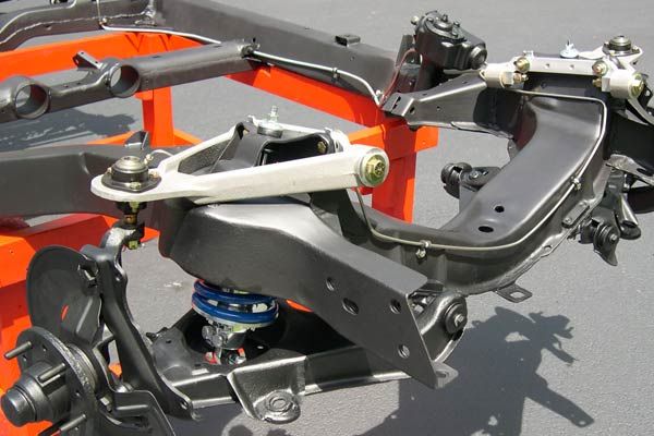 SU-1179 Shark Bite aluminium bovenste draagarm kit met Performance Ball Joints 63-82 - Afbeelding 2