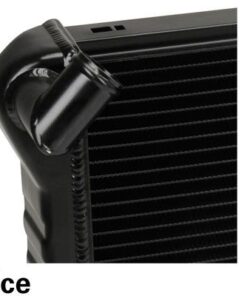 Alternative view of RA-298 4-spd zonder AC aluminium radiateur met auto trans cooler 63-67 & 68-72 350