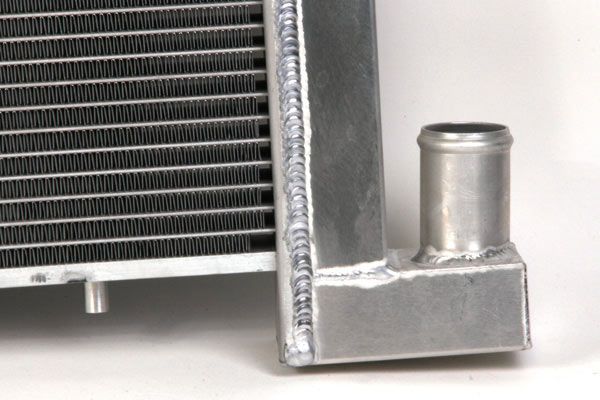 445-01AL 4spd zonder AC aluminium radiateur 63-67 327 & 68-72 350 - Afbeelding 2