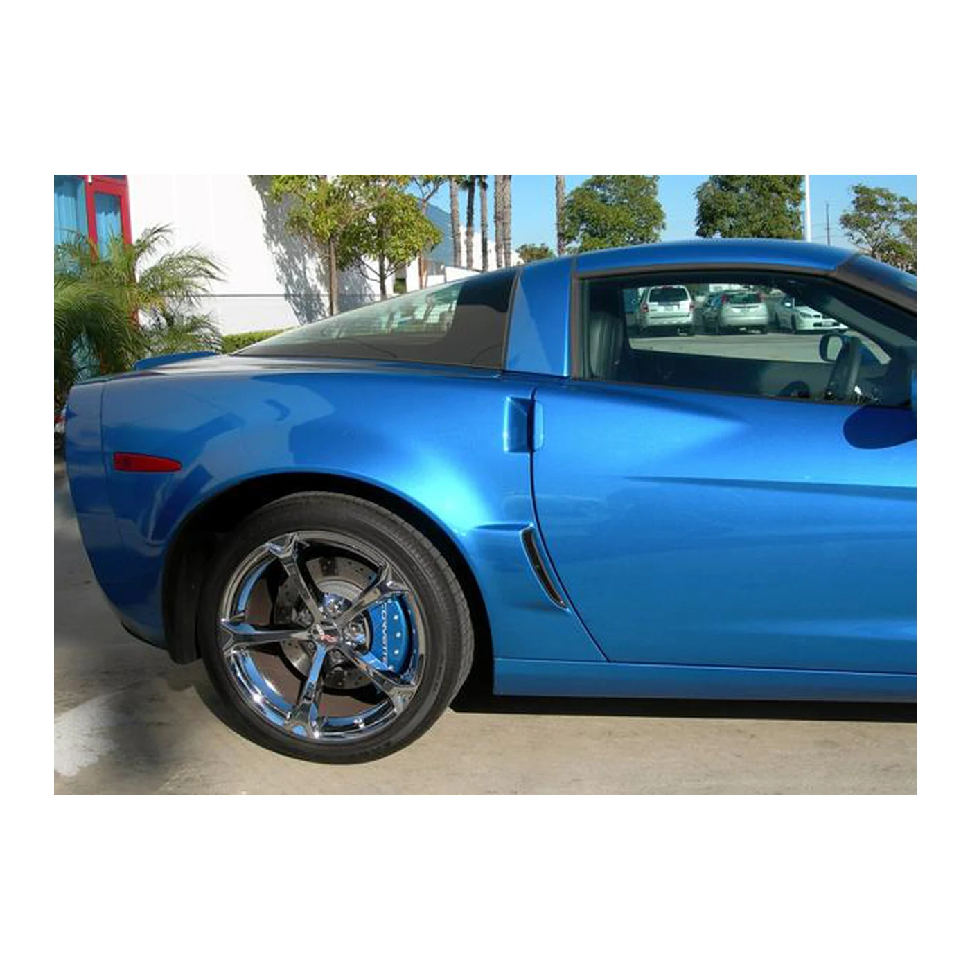 X-3359 Z06/GS Remklauwkappen met Corvette-opschrift (carrosseriekleur) 06-13 - Afbeelding 9