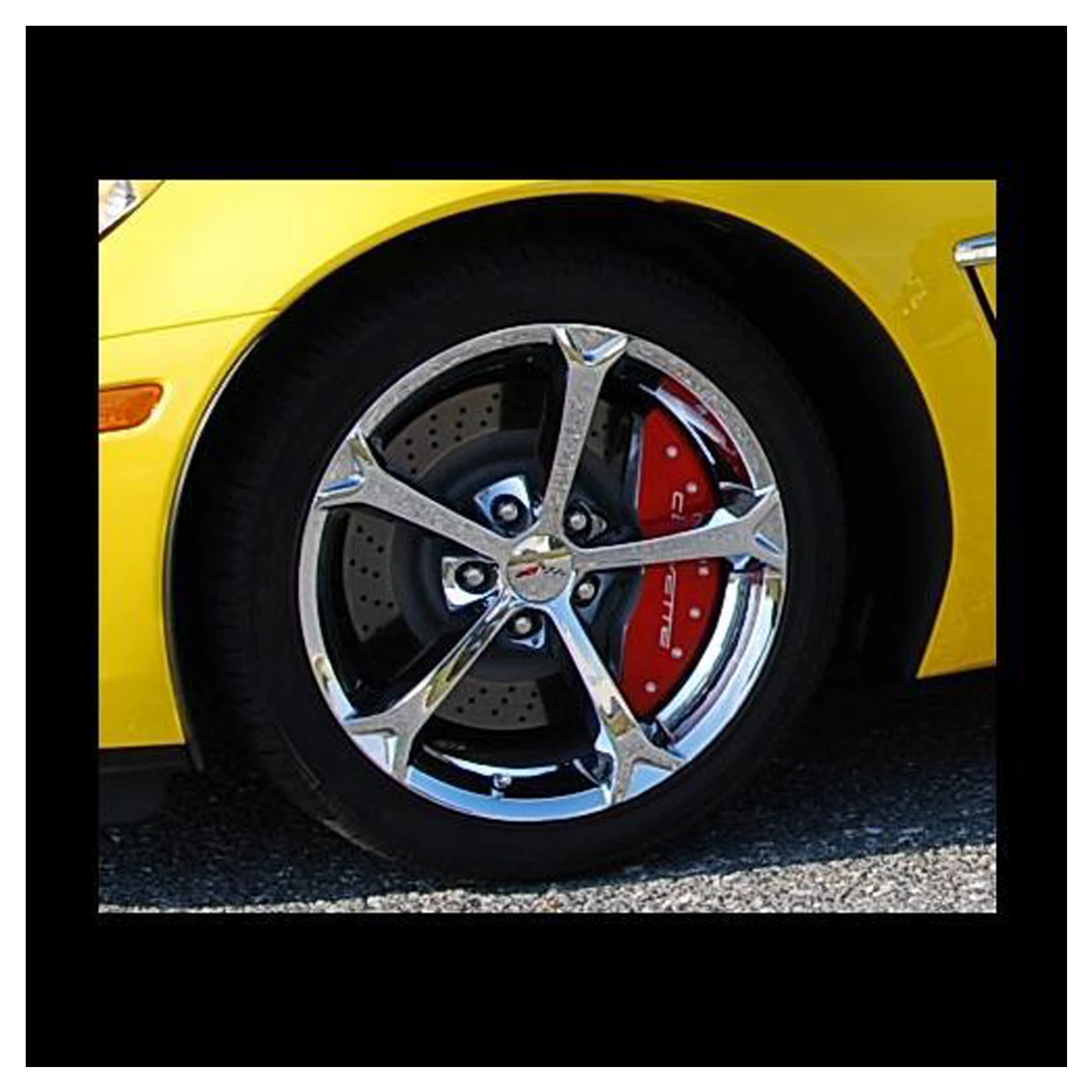 X-3359 Z06/GS Remklauwkappen met Corvette-opschrift (carrosseriekleur) 06-13 - Afbeelding 7