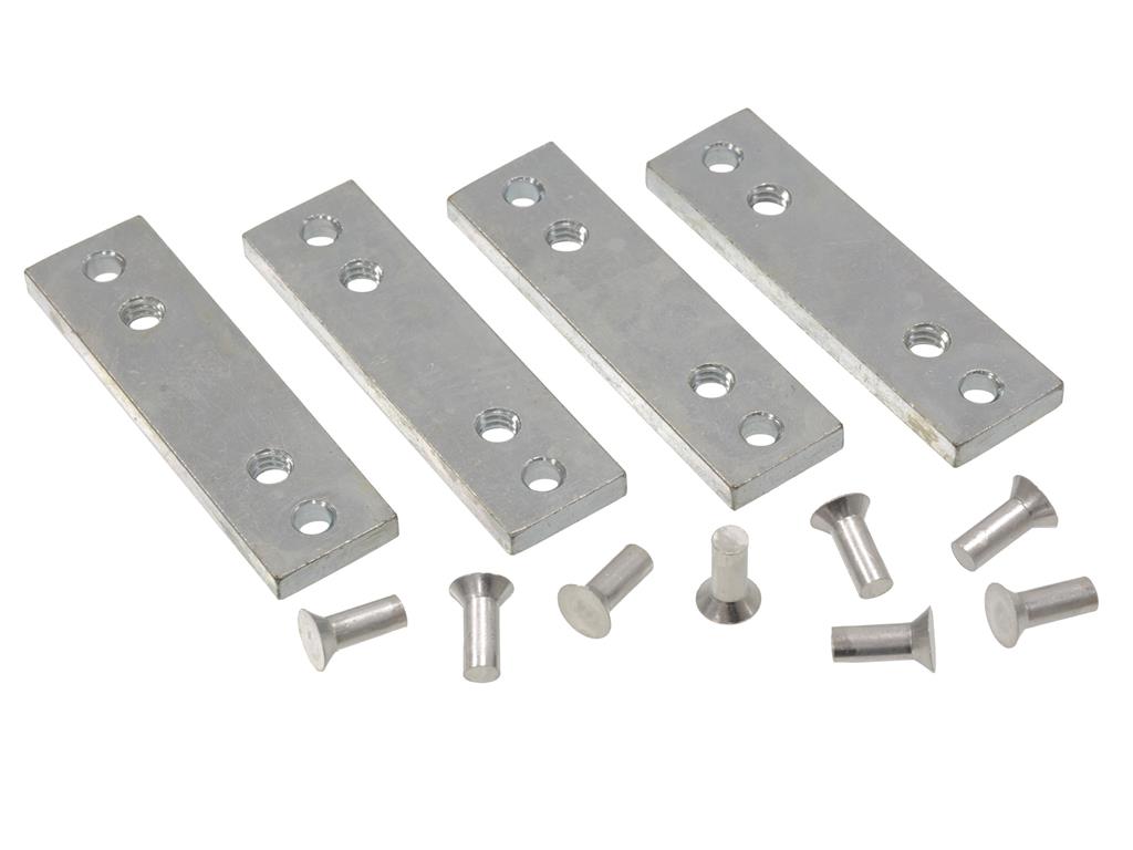 611032 56-62 Kofferbak / Decklid Toren naar carrosserie moerplaat met klinknagels (set van 4)