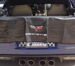 106388 2005-2013 Rear Bumper Bib / Apron - Geborduurd C6 Emblem - CA