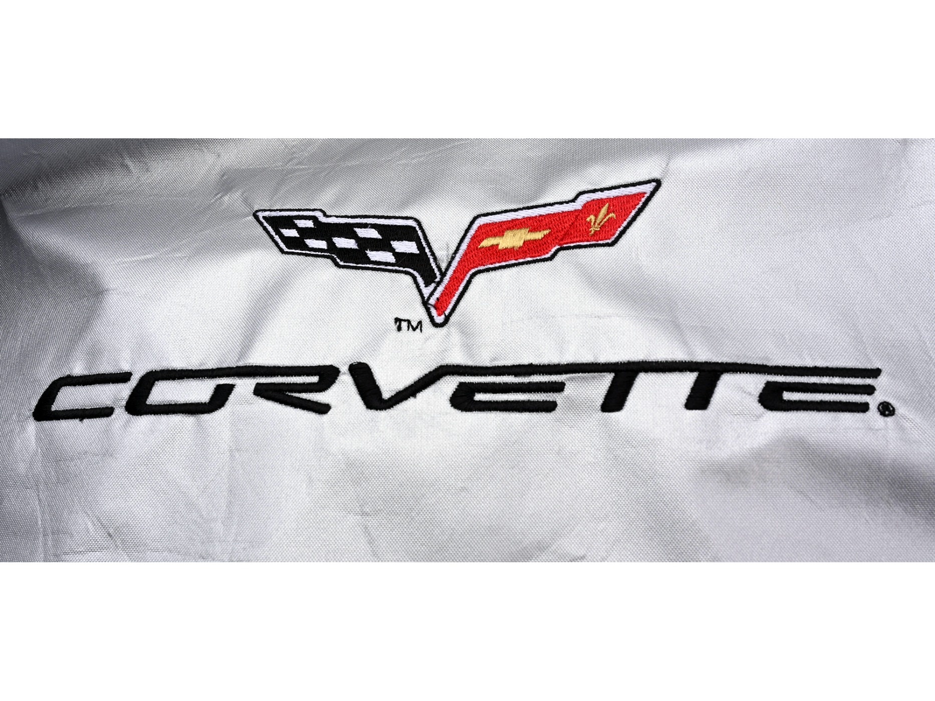116553 10-13 Car Cover Silverguard Plus Grand Sport Convertible voorkant C6 Logo