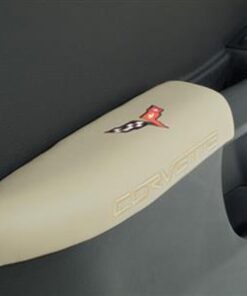 136062 2005-2013 deur paneel arm Rest Pad met C6 Flag en Script - CA
