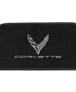 138204 2020-2027 Ebony / zwart Lloyds C8 Monochromatic Emblem & Script voor Trunk mat