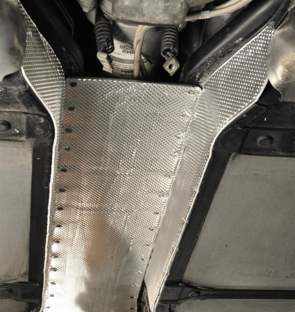 325087 97-04 Uitlaatwarmte en geluidswarmtekering
