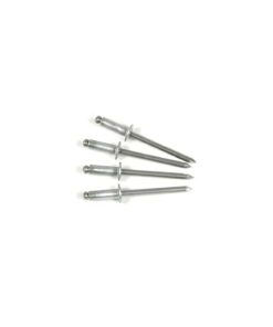 332002 63-67 Rocker Molding voorbeugel klinknagels