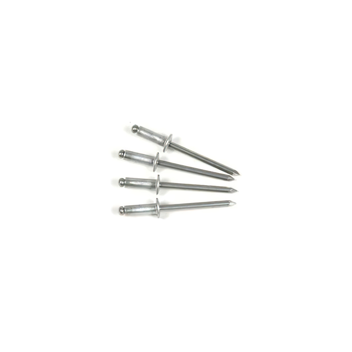 332002 63-67 Rocker Molding voorbeugel klinknagels